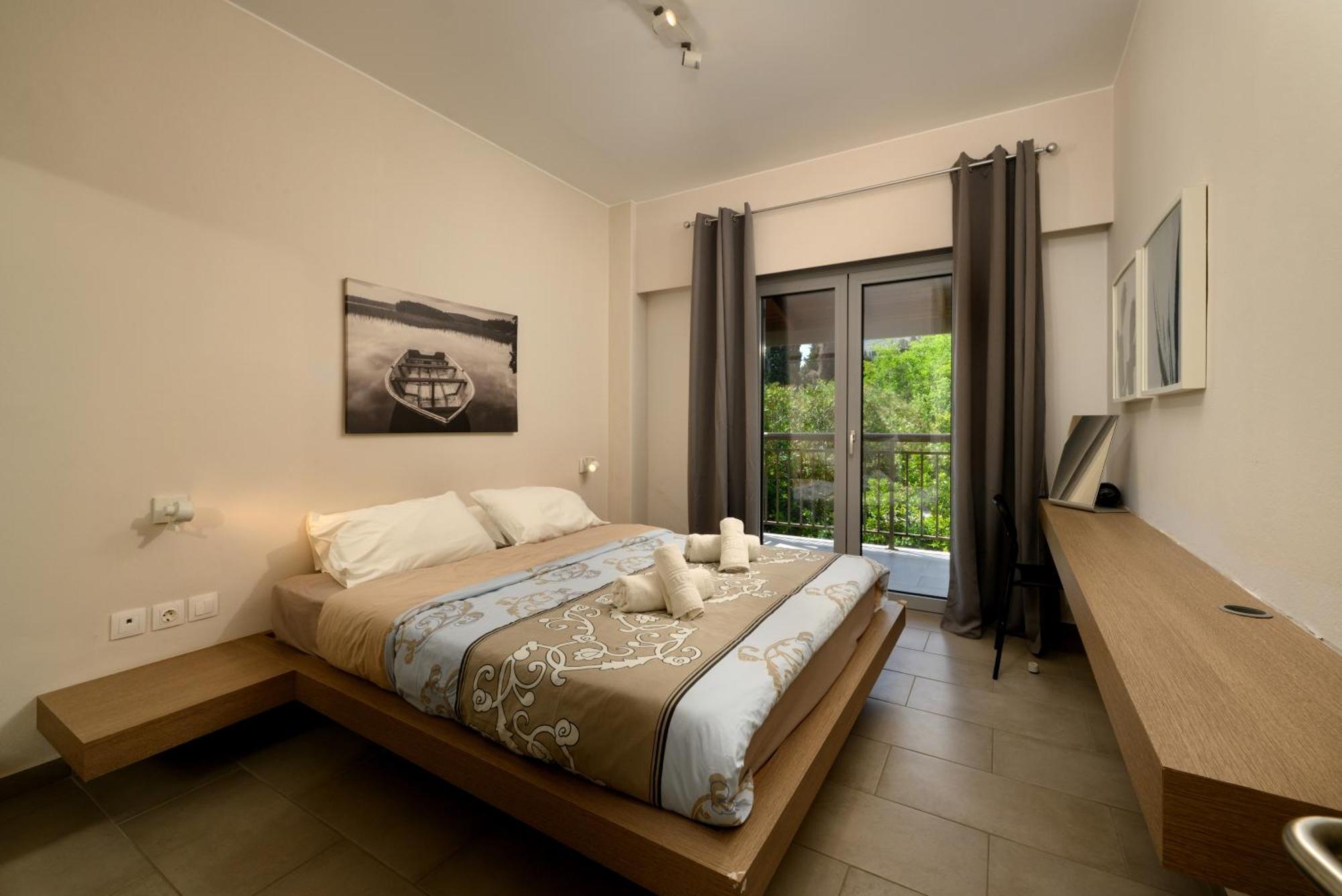 Orange Grove Suites Бенитсес Экстерьер фото